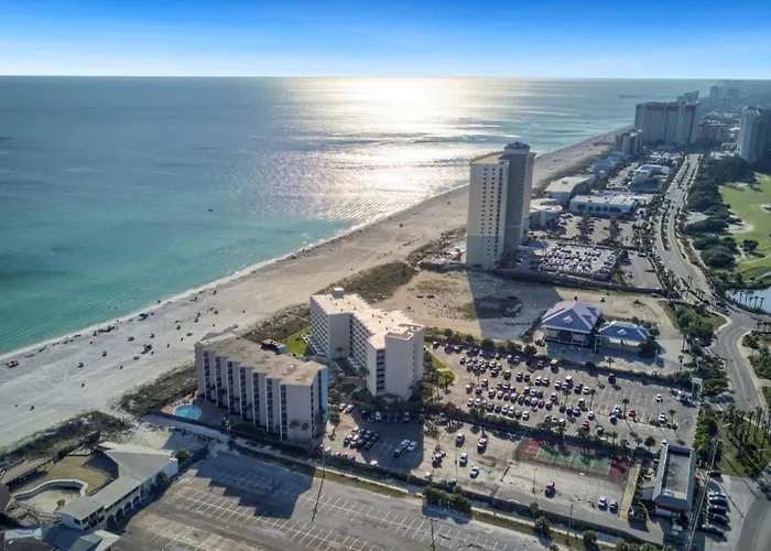 Seas The Day - Top Of The Gulf 320 - Beach Front Resort - Free Beach Chair Service